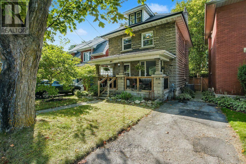 207 Waterloo Avenue Property Photo 1