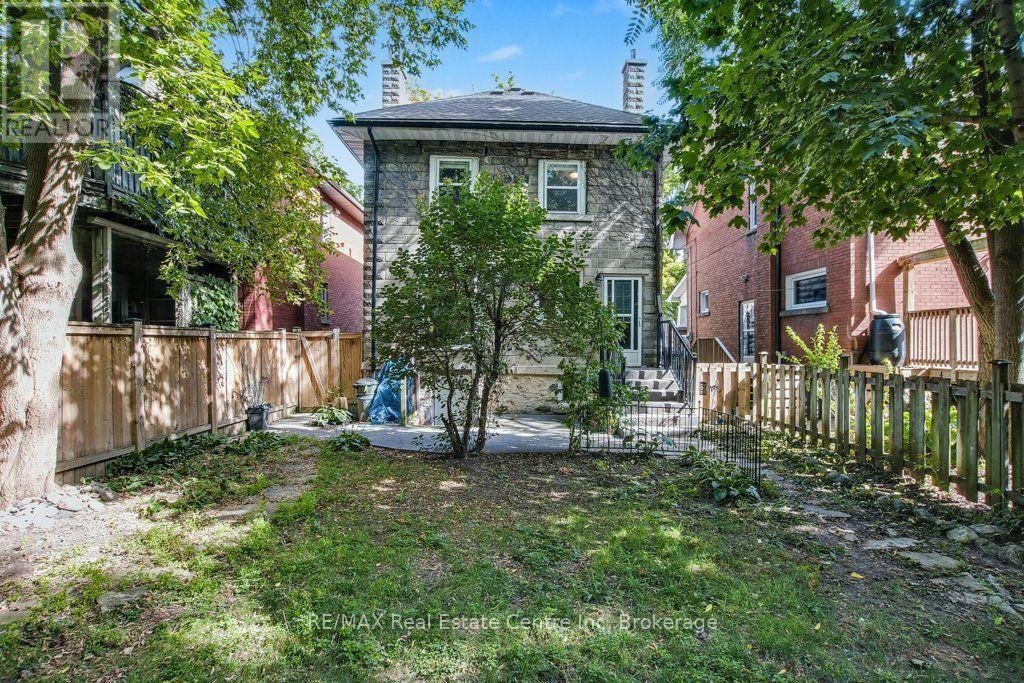 207 Waterloo Avenue Property Photo 18