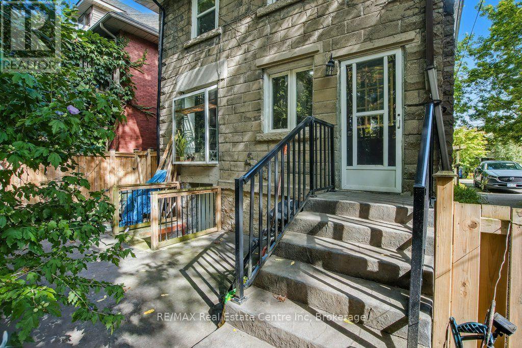 207 Waterloo Avenue Property Photo 19