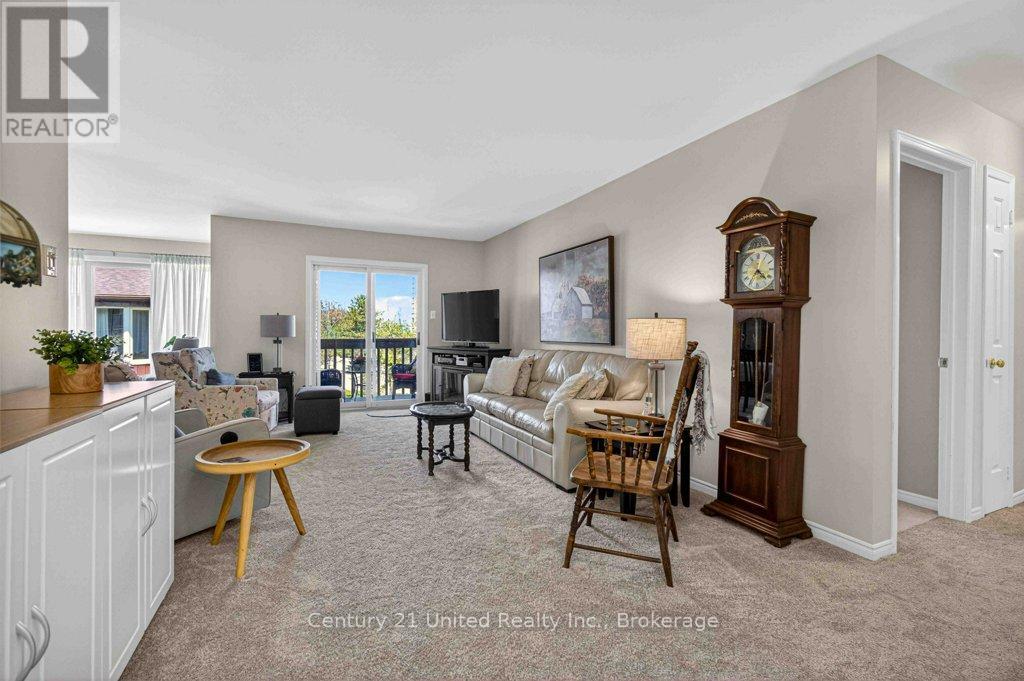 303 - 2181 Walker Avenue Property Photo 5