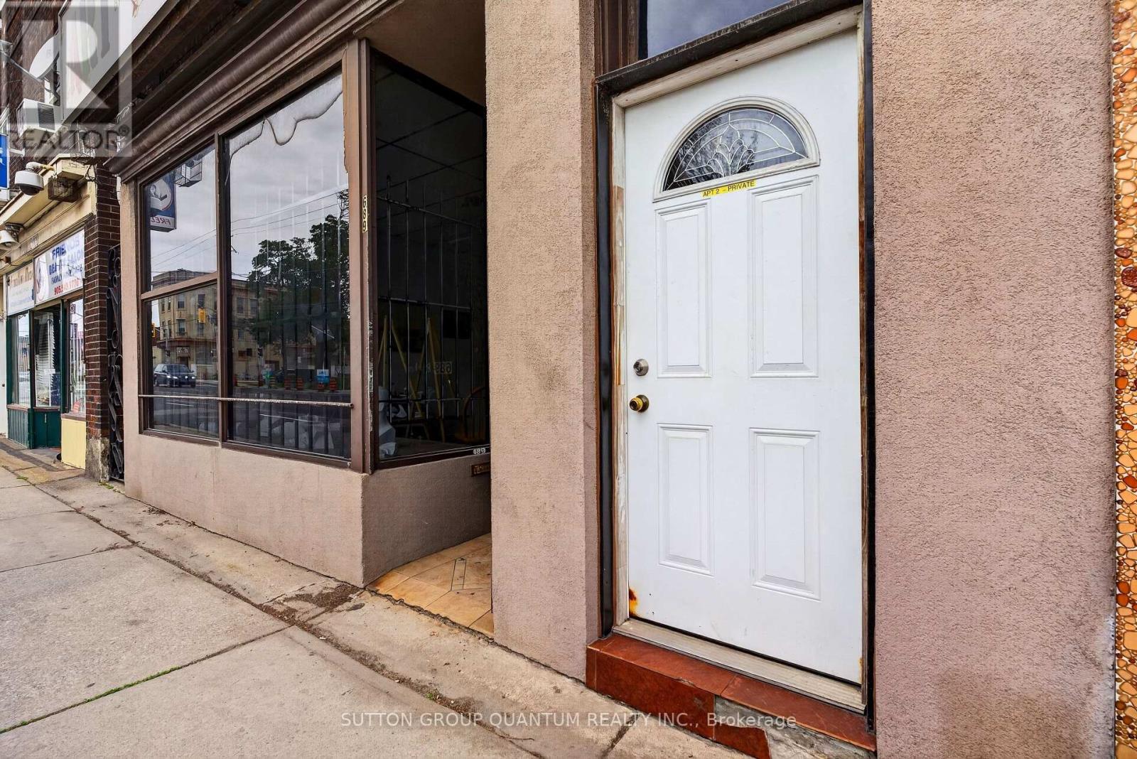 689 Barton Street E Property Photo 5
