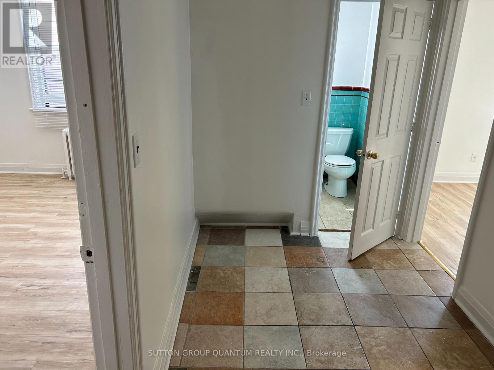 689 Barton Street E Property Photo 29