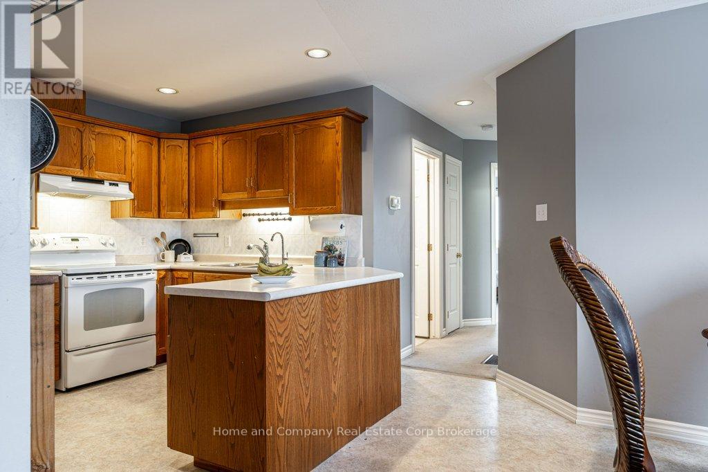 127 Walsh Crescent Property Photo 8