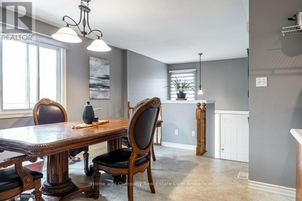 127 Walsh Crescent Property Photo 24