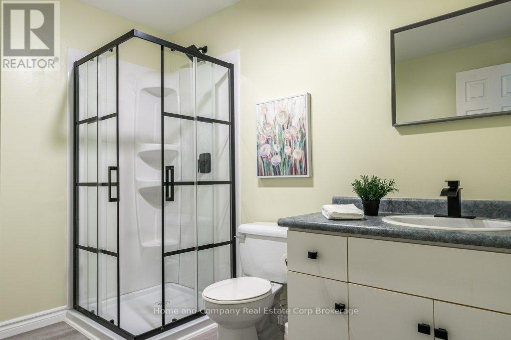 127 Walsh Crescent Property Photo 26
