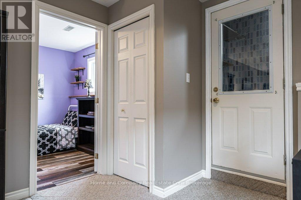 127 Walsh Crescent Property Photo 30