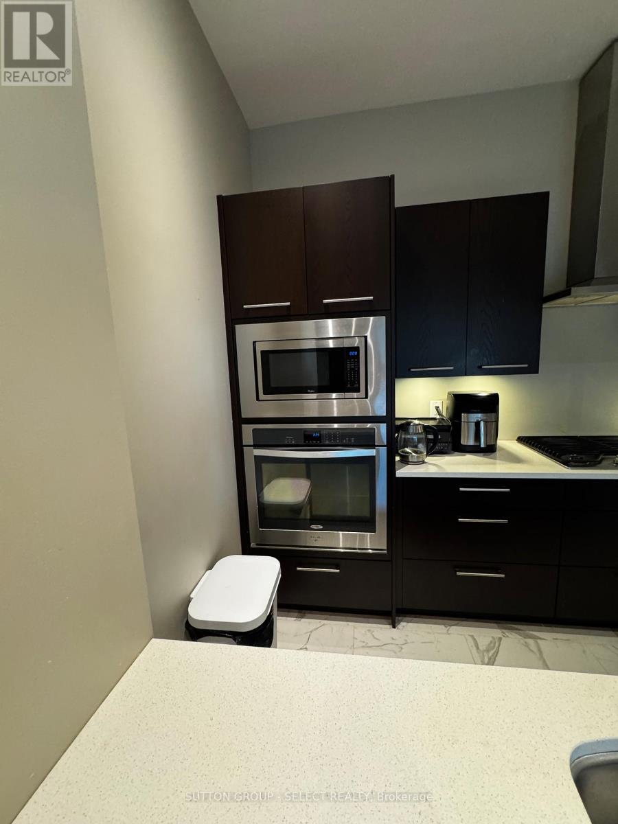 300 - 1705 Fiddlehead Place Property Photo 14