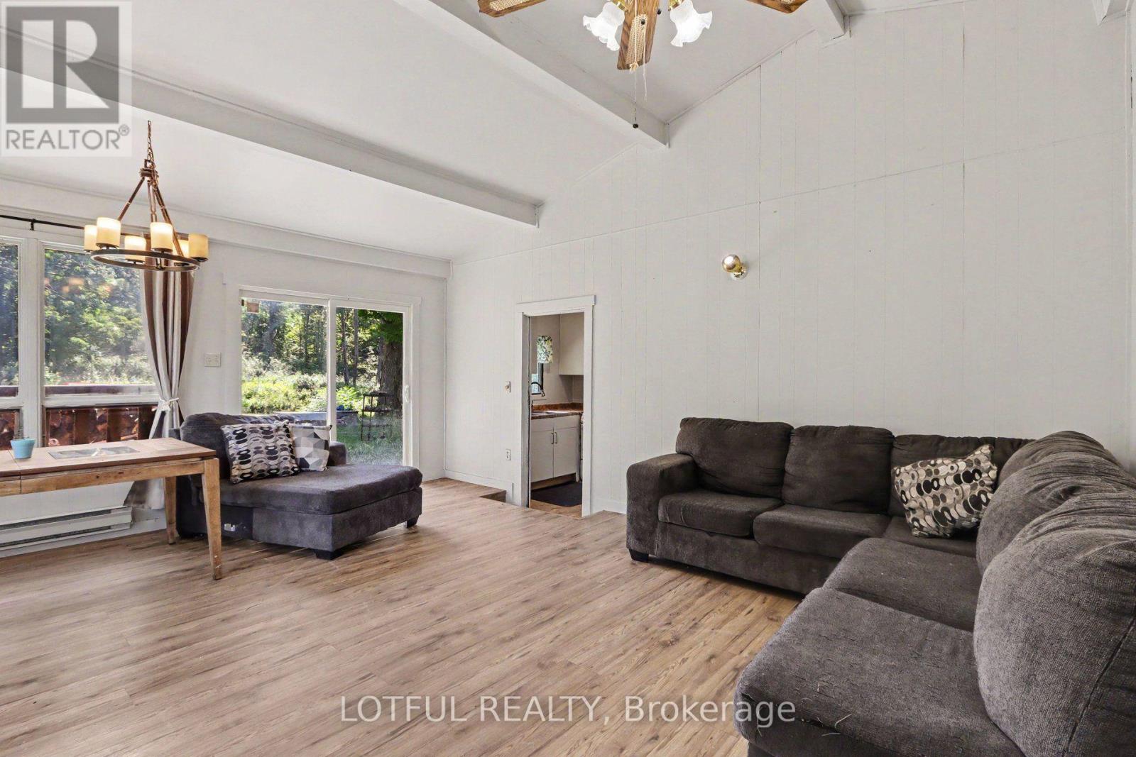 101 Maberly Station Road Property Photo 4