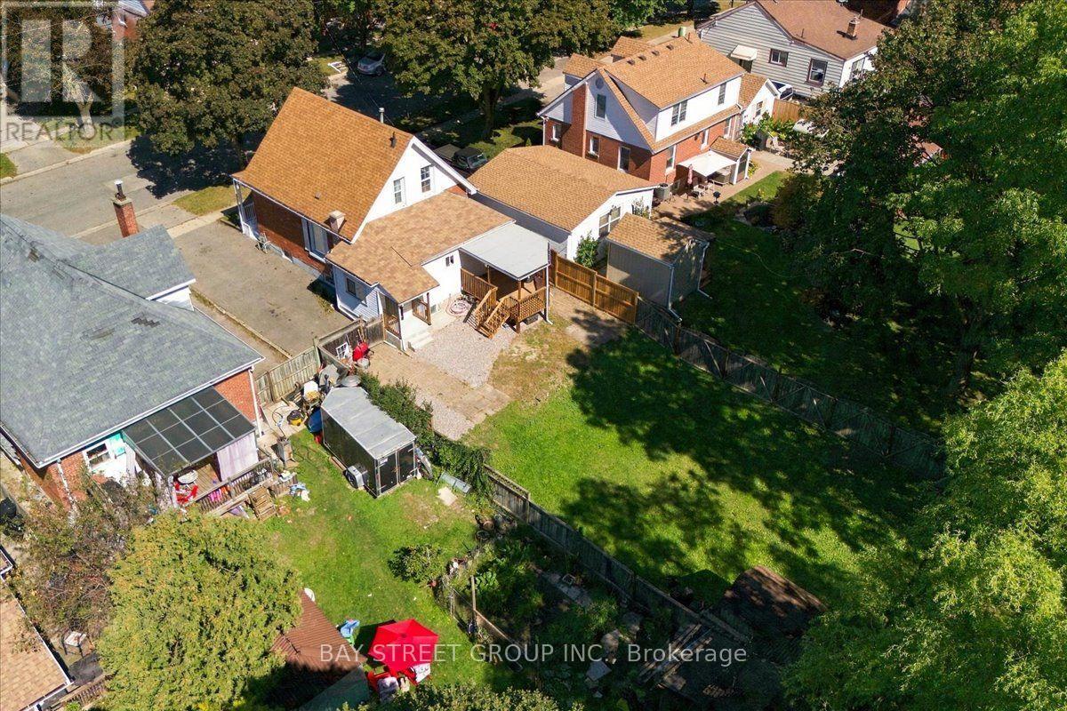 325 Chatham Street Property Photo 8