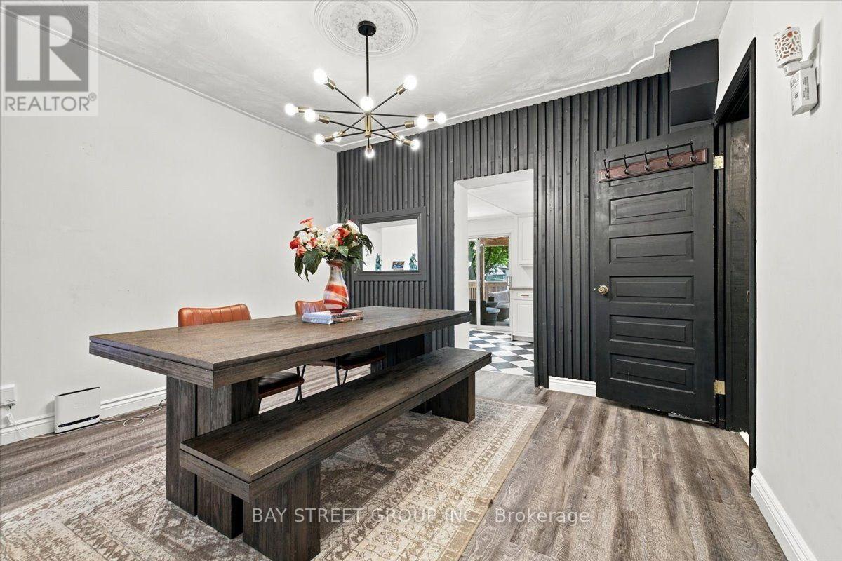 325 Chatham Street Property Photo 12
