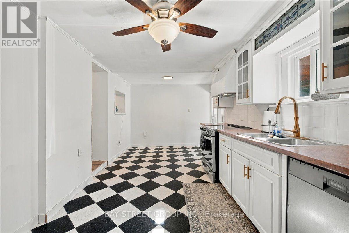 325 Chatham Street Property Photo 14