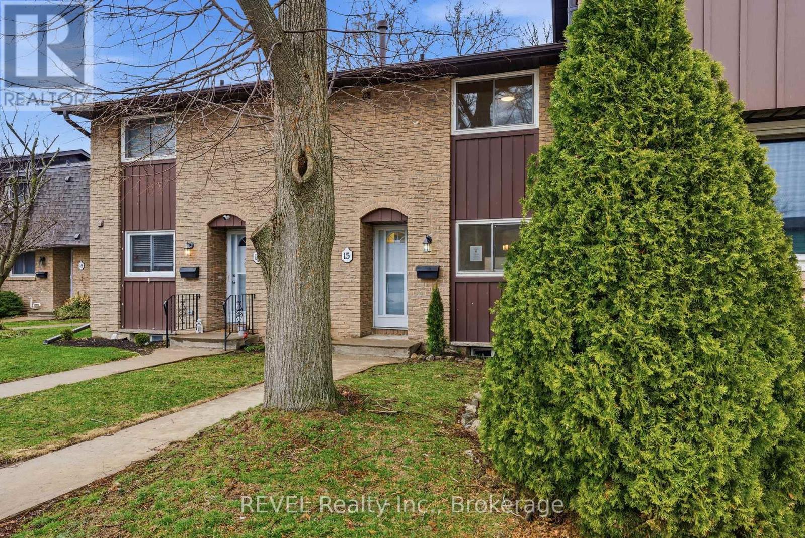 15 - 151 Linwell Road Property Photo 1