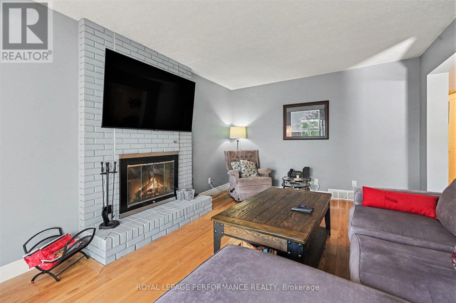 6284 Sundown Crescent Property Photo 20