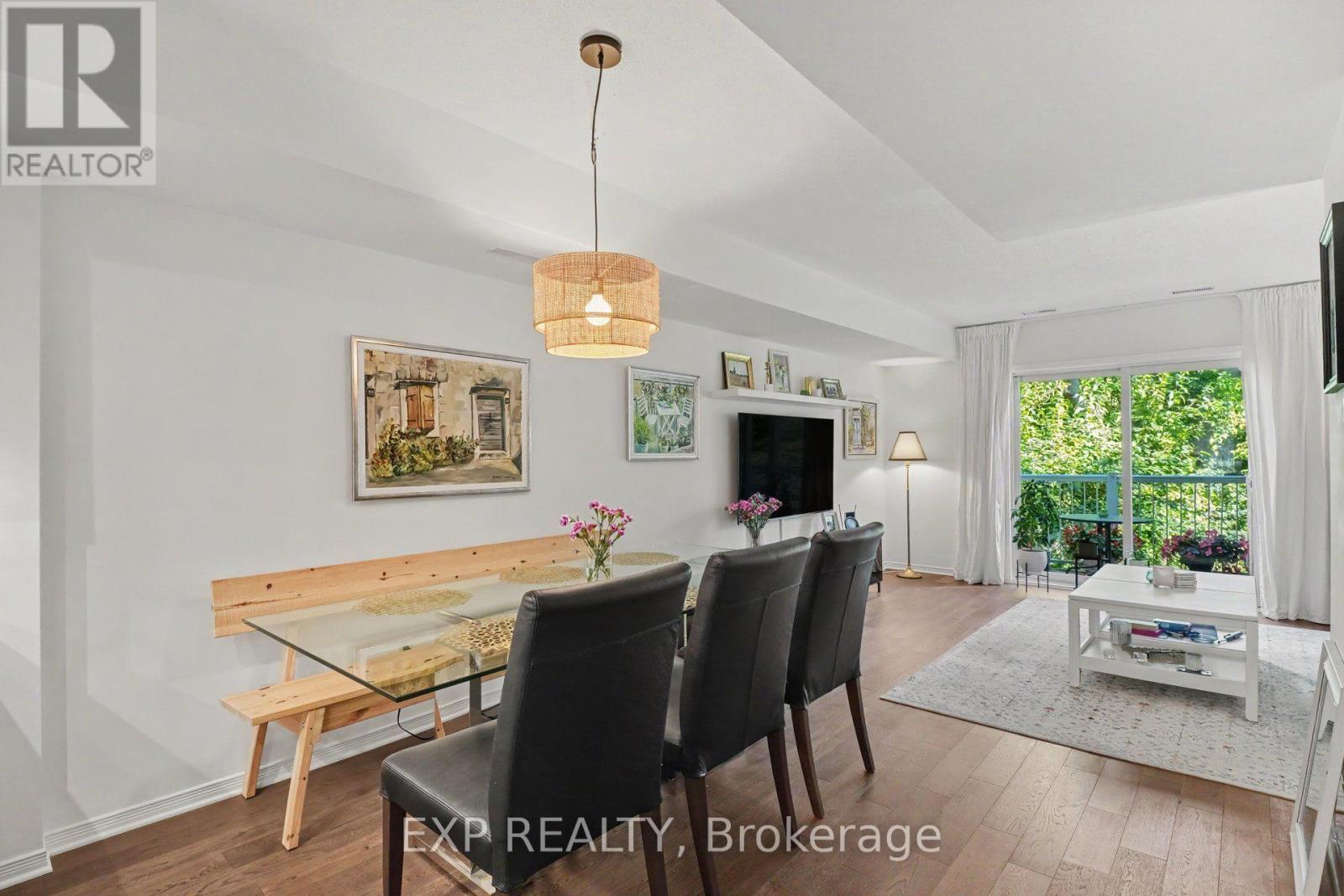 93 Strathaven Private Property Photo 10