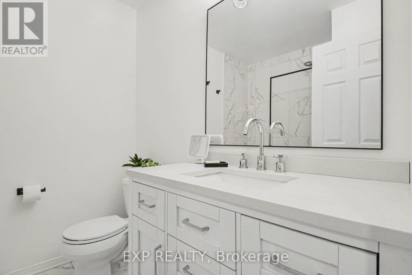 93 Strathaven Private Property Photo 20