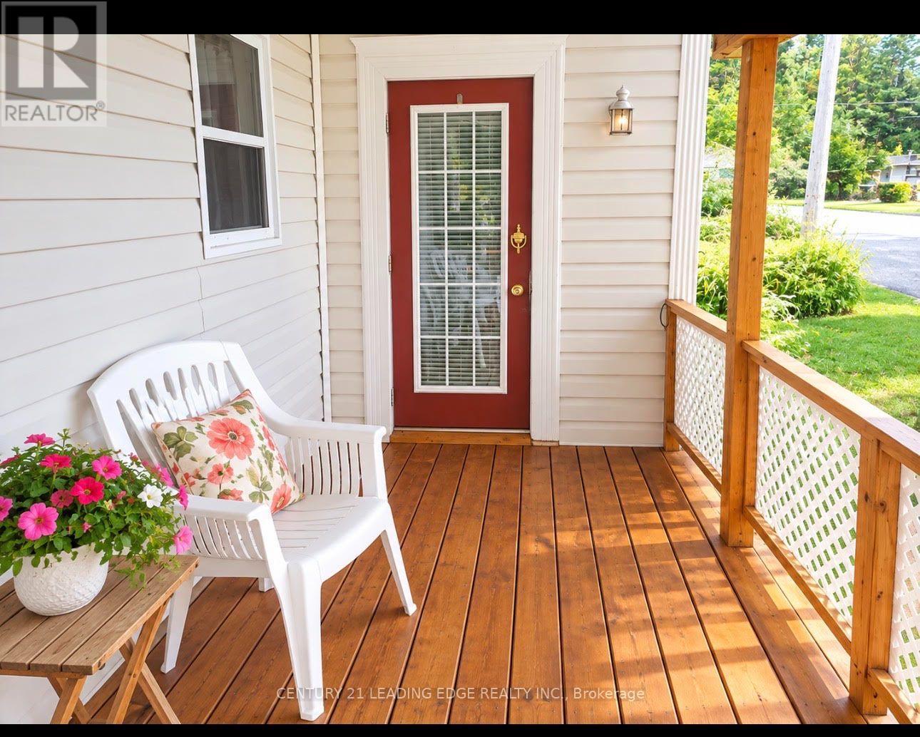 22 Main Street Property Photo 1