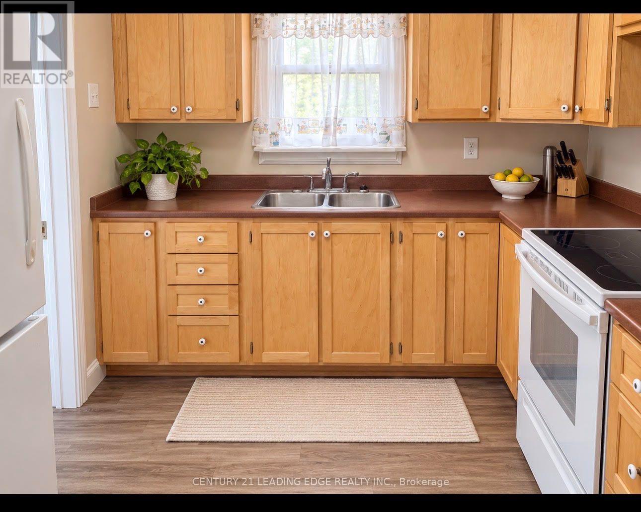 22 Main Street Property Photo 5