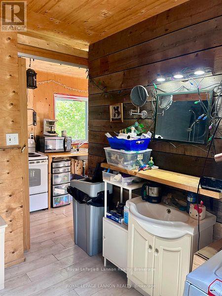 189 Larson Road Property Photo 12