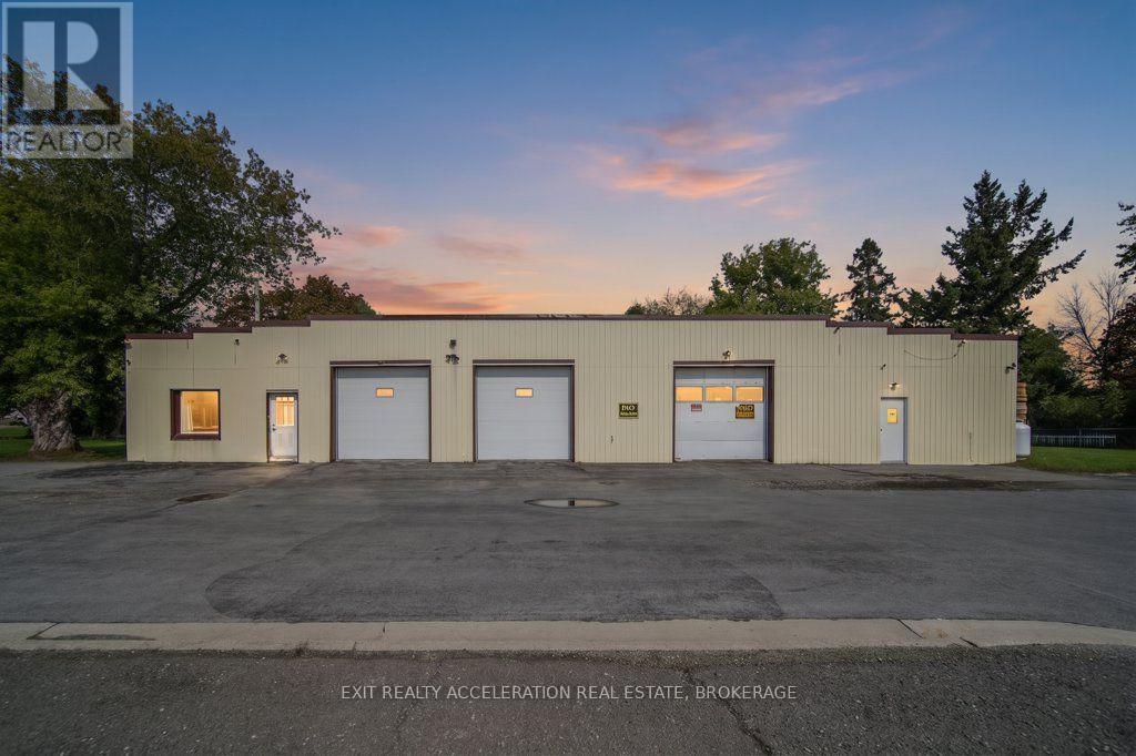 6715 County Rd 2 Property Photo 1