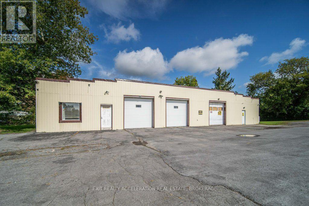 6715 County Rd 2 Property Photo 3