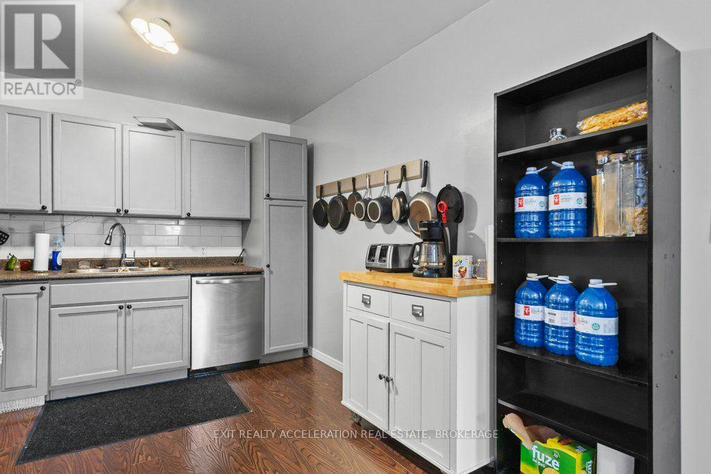 6715 County Rd 2 Property Photo 16