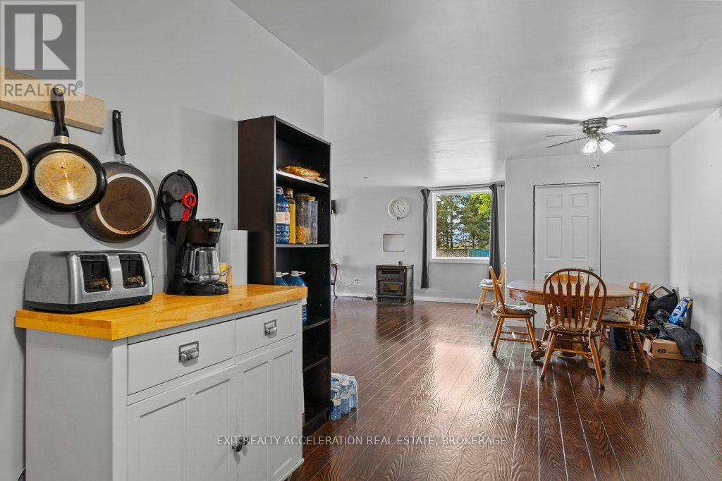 6715 County Rd 2 Property Photo 18