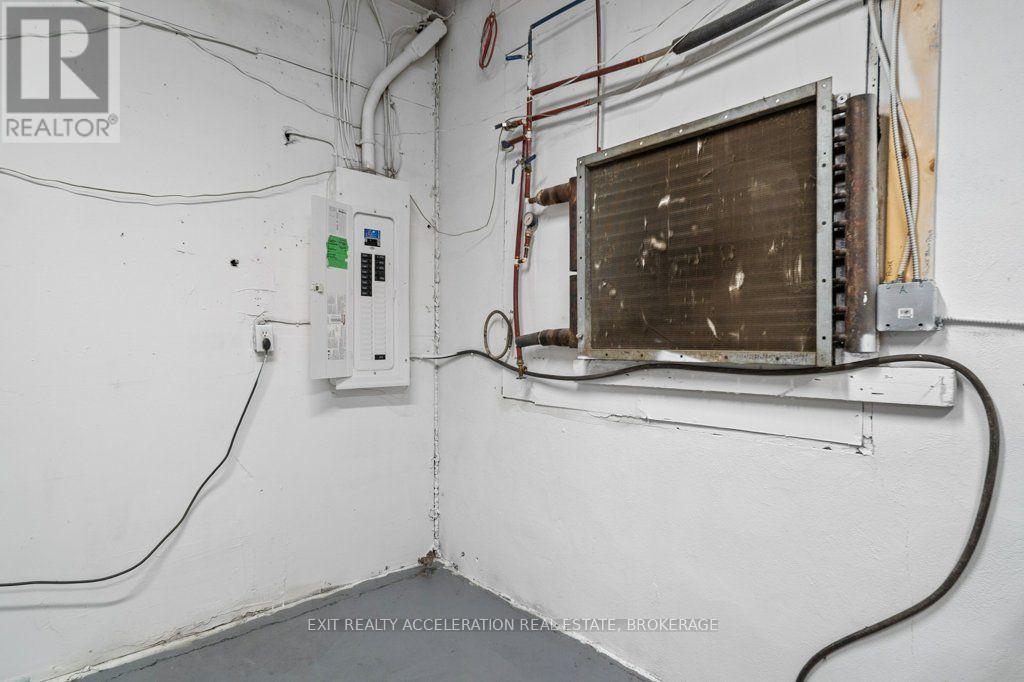 6715 County Rd 2 Property Photo 34