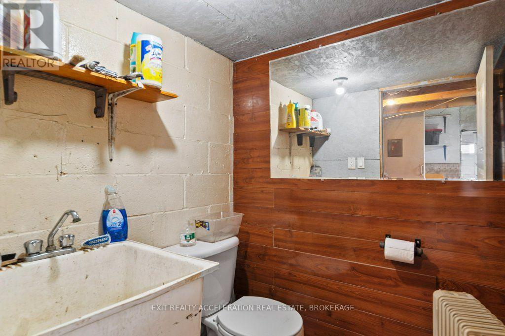 6715 County Rd 2 Property Photo 35