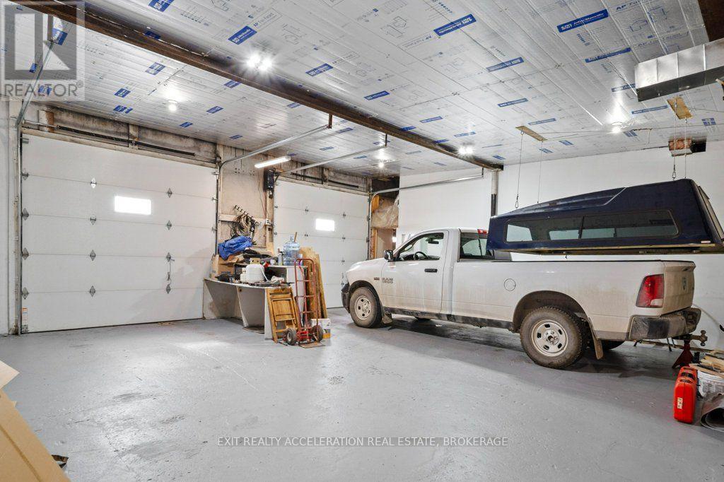 6715 County Rd 2 Property Photo 39
