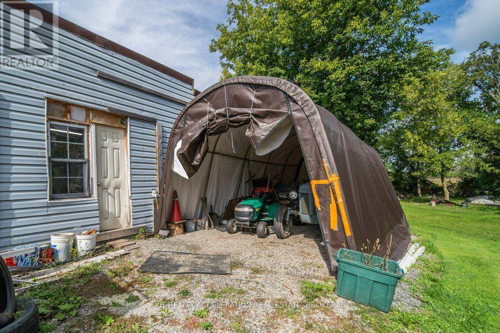 6715 County Rd 2 Property Photo 48