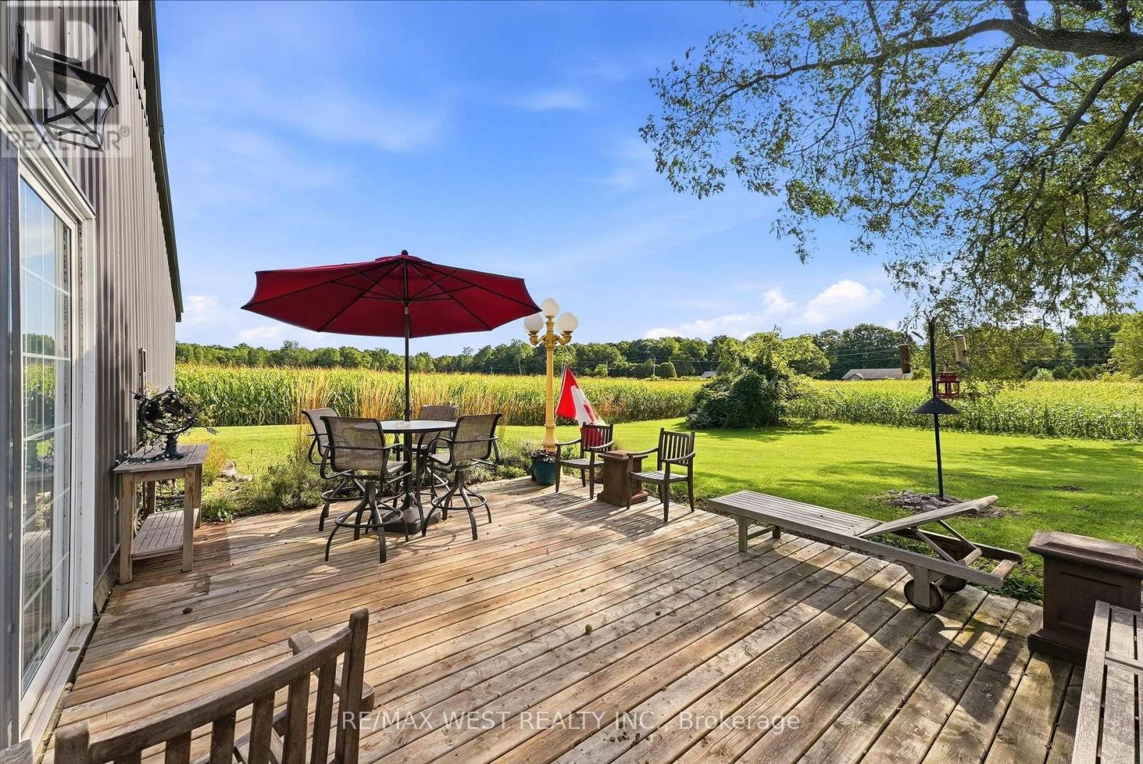 1568 Highway 59 S Property Photo 17