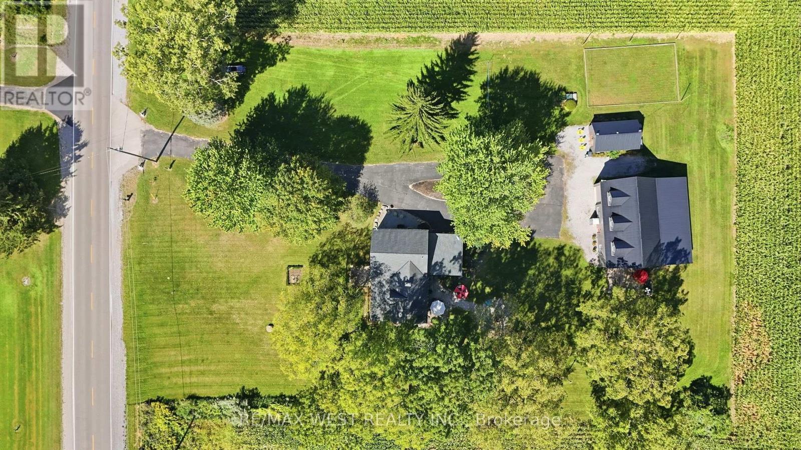 1568 Highway 59 S Property Photo 19