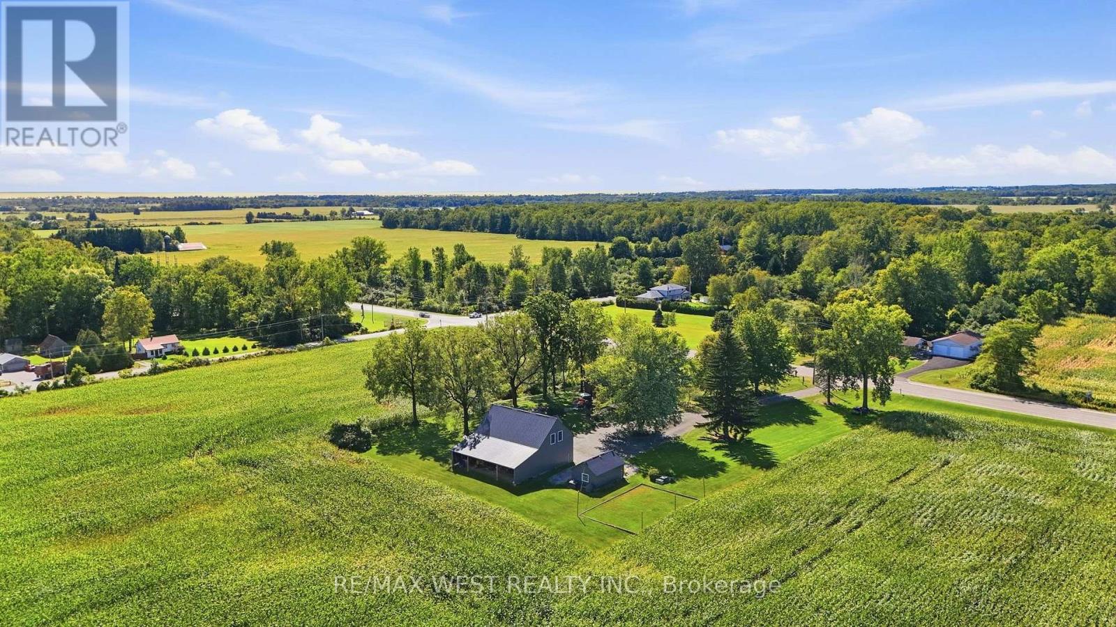 1568 Highway 59 S Property Photo 21