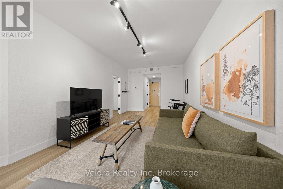 403 - 161 Laurier Avenue W Property Photo 13