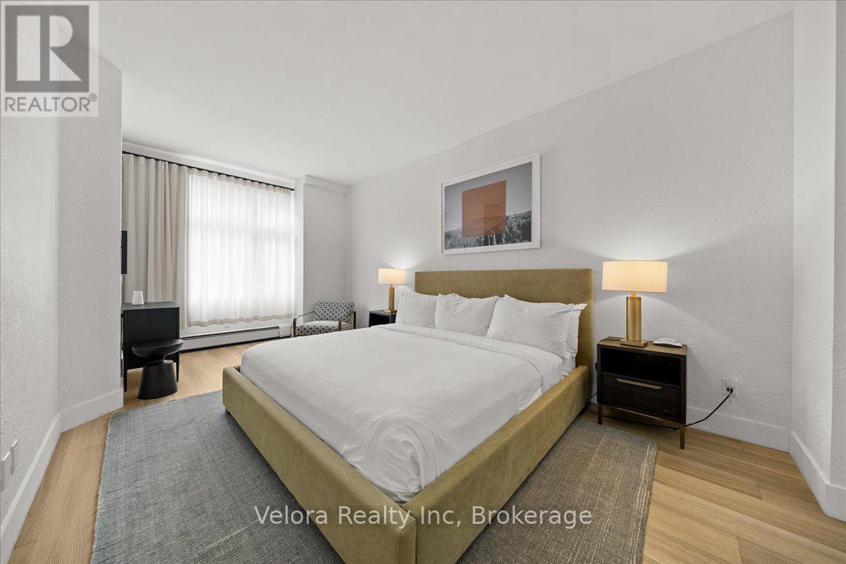 403 - 161 Laurier Avenue W Property Photo 15