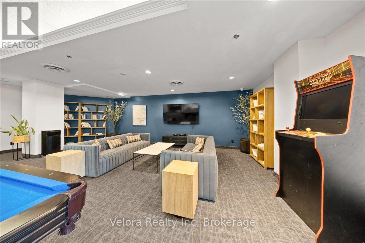 403 - 161 Laurier Avenue W Property Photo 19