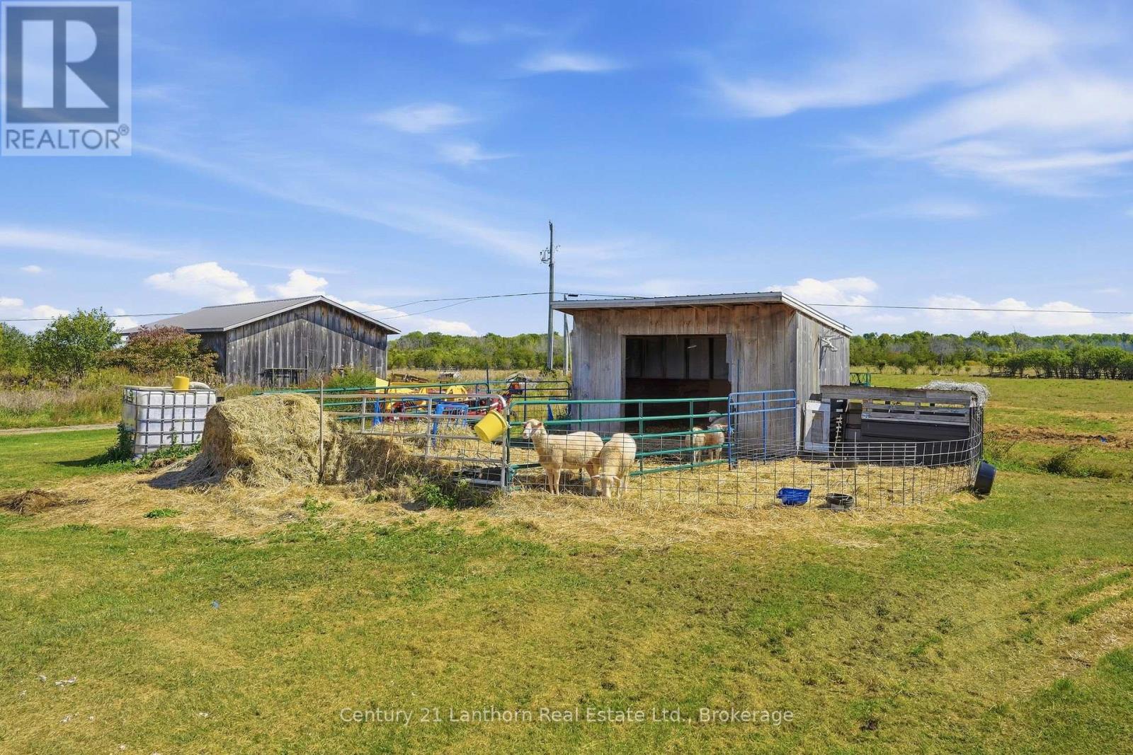 939 Kelly Road Property Photo 31