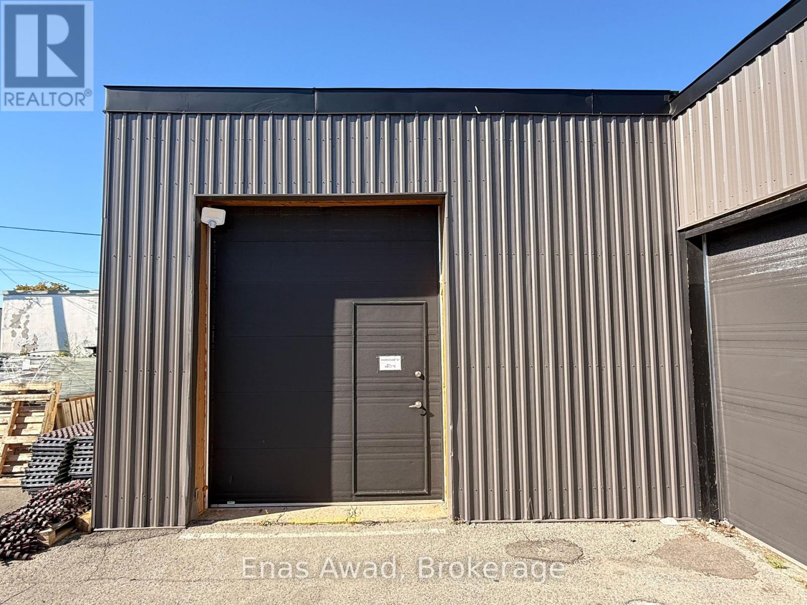 848 Clyde Avenue N Property Photo 7