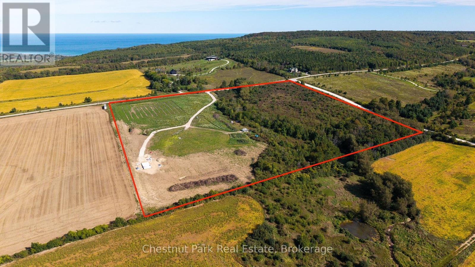 728534 21st Side Road Property Photo 9