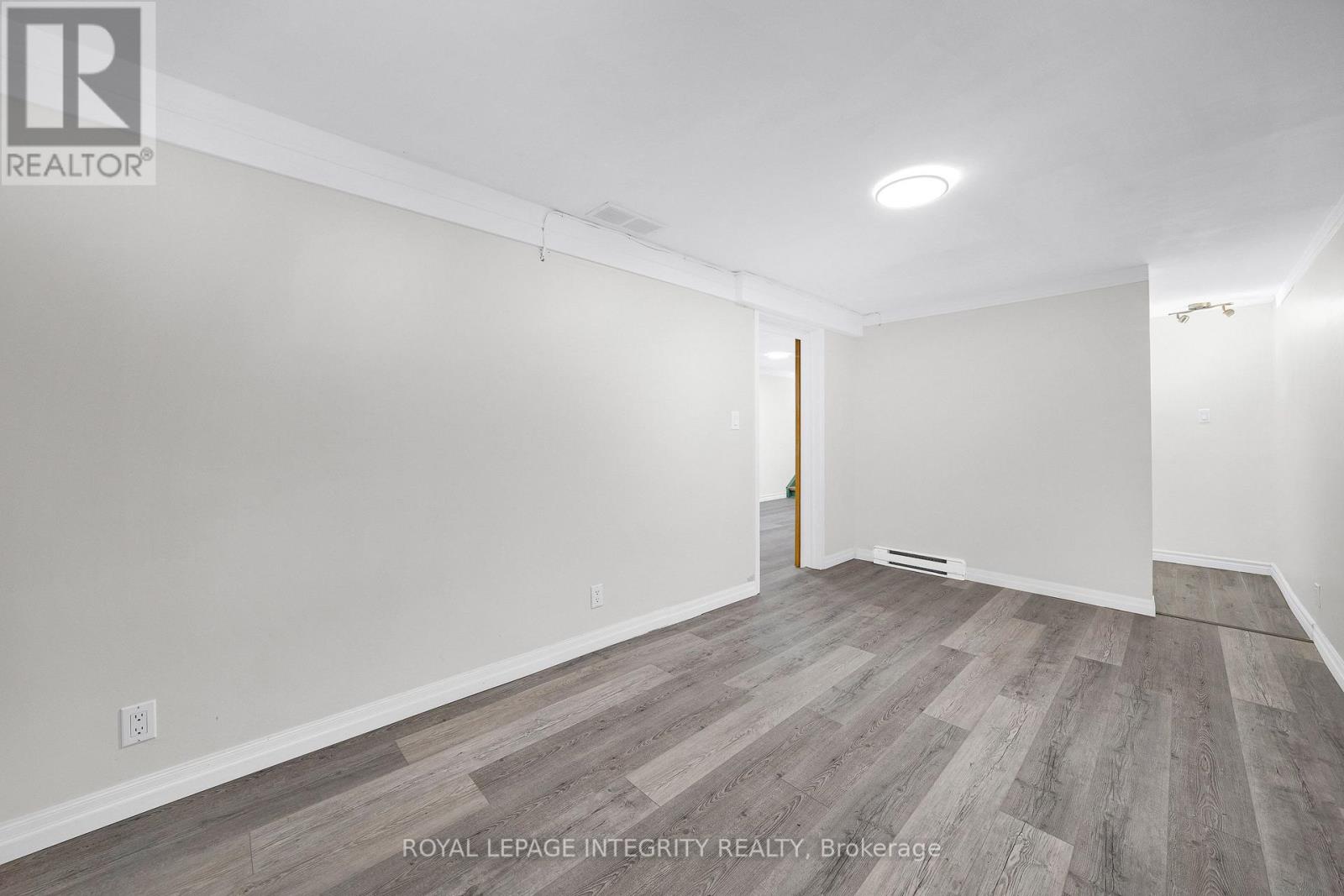 32 Phillips Street Property Photo 32