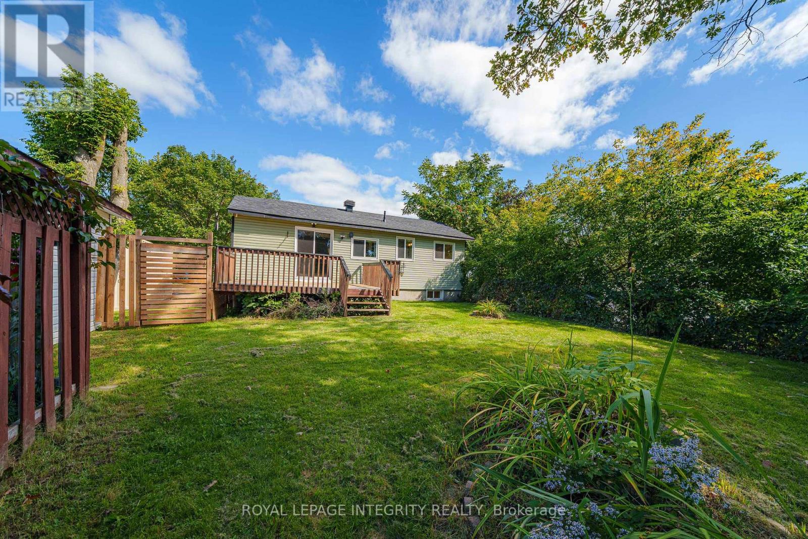 32 Phillips Street Property Photo 38