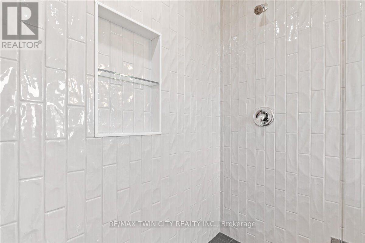 98 Kenton Street Property Photo 32