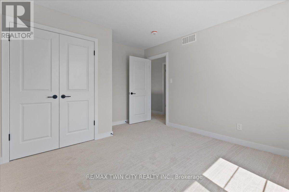 98 Kenton Street Property Photo 40