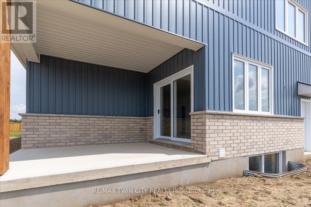 98 Kenton Street Property Photo 41