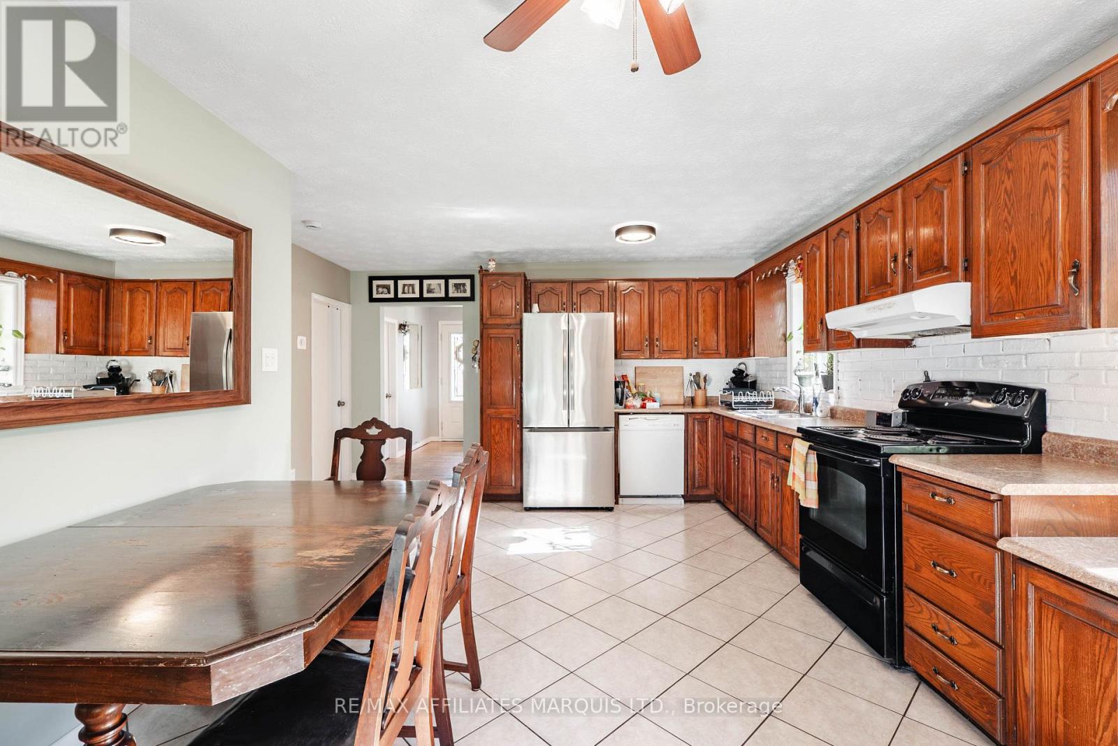 1108 Daly Avenue Property Photo 14