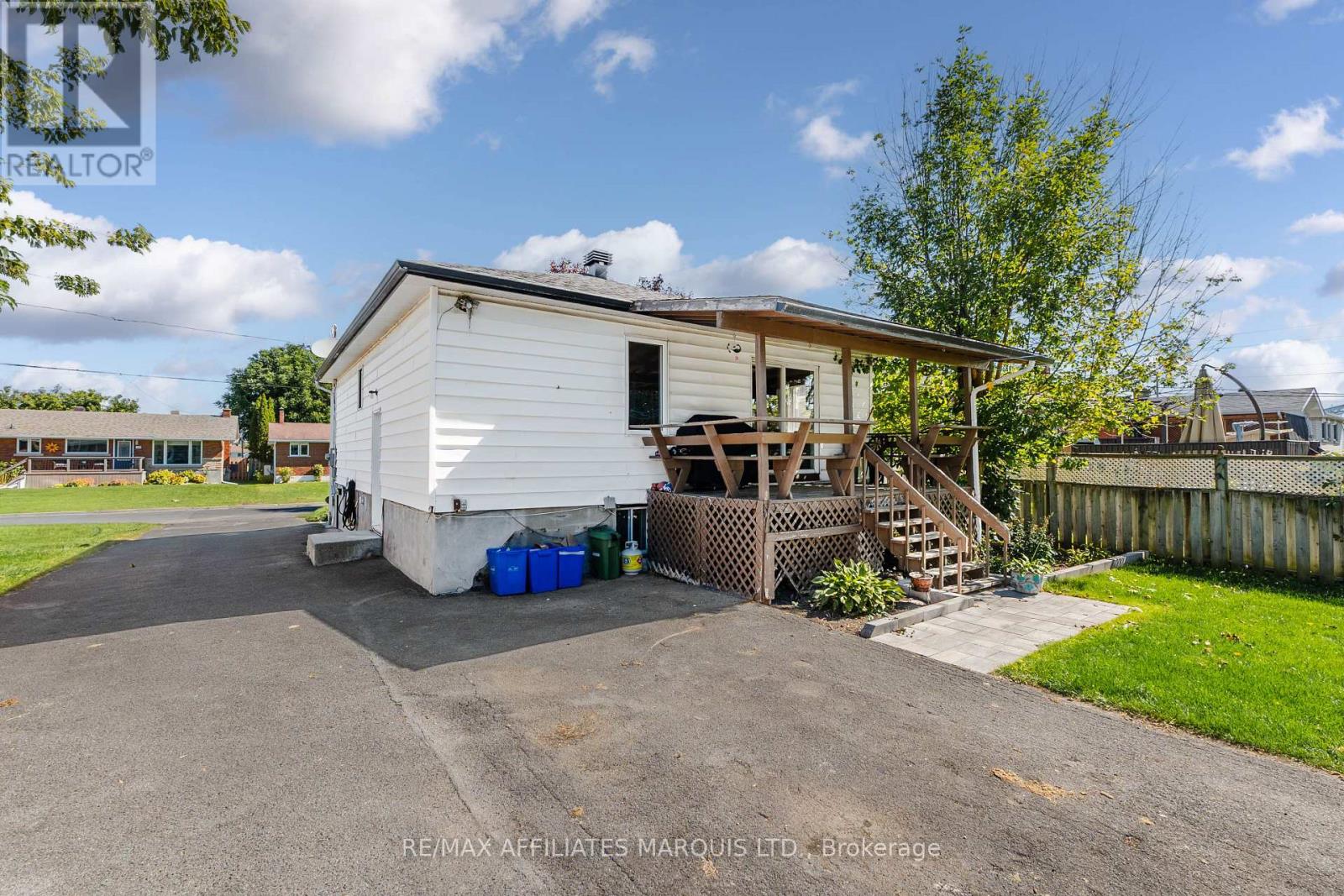 1108 Daly Avenue Property Photo 29