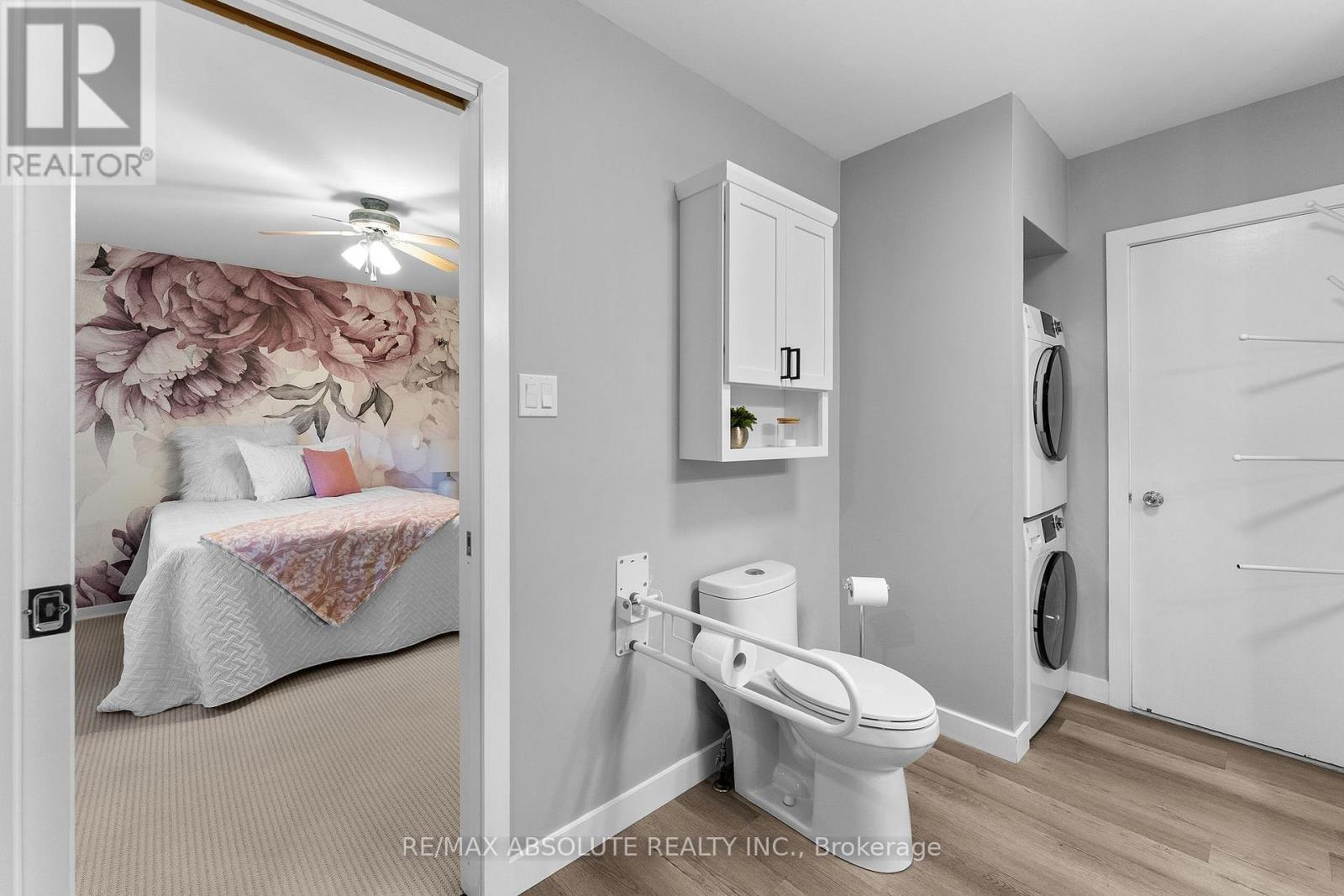 154 Ottawa Street Property Photo 21