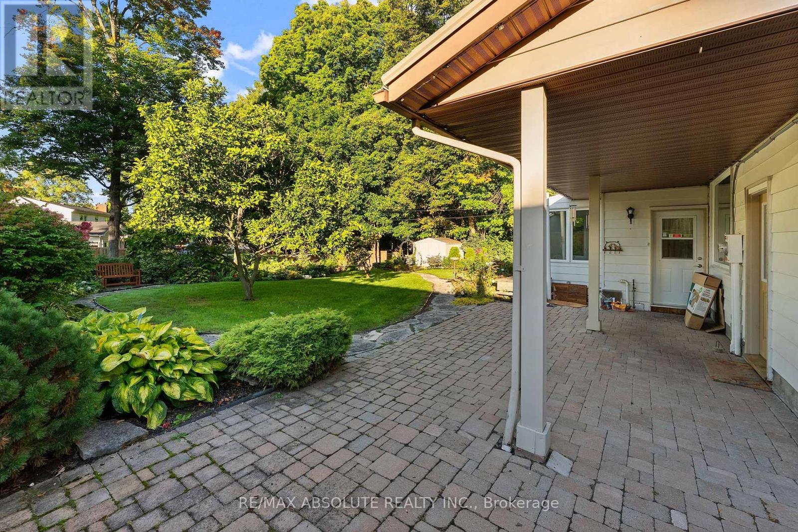 154 Ottawa Street Property Photo 43