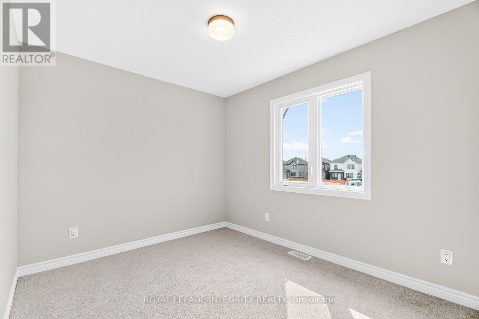 335 Les Emmerson Drive Property Photo 23