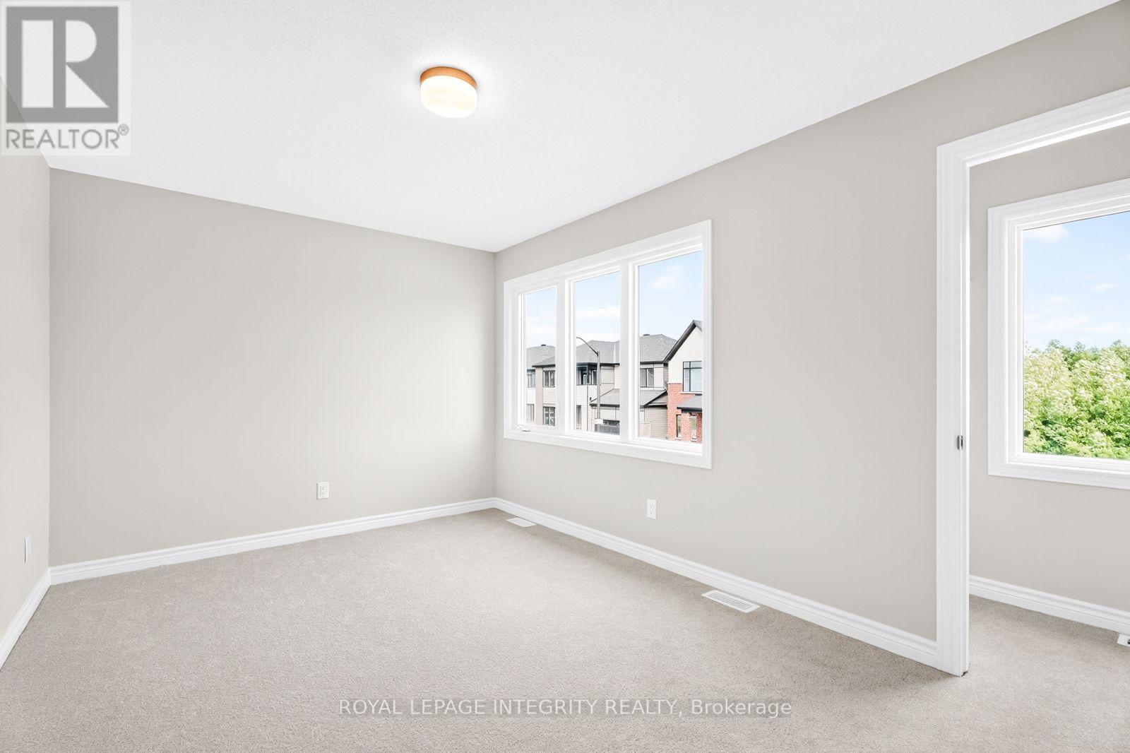 335 Les Emmerson Drive Property Photo 26